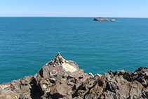 Punt d´inici del GR 11 a la punta del Cap de Creus.