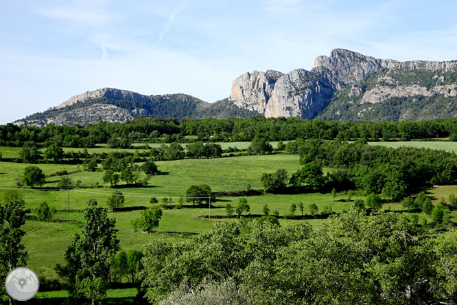 La Geganta Adormida, itinerari històric pel pla de Corts 1 