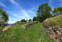 Camí a la mina Victòria.