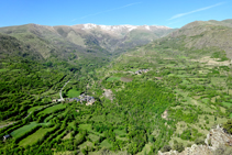 La vall d´Àssua des del serrat de Cortinos.