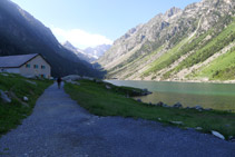 Últims metres fins a l´Hôtellerie du Lac de Gaube.