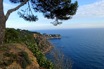 Cala del Vigatà i s´Estufador de Garbí.