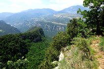 Trams aeris a la serra del Mill.