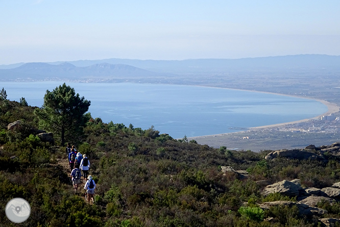 Pels dominis de Sant Pere de Rodes 1 