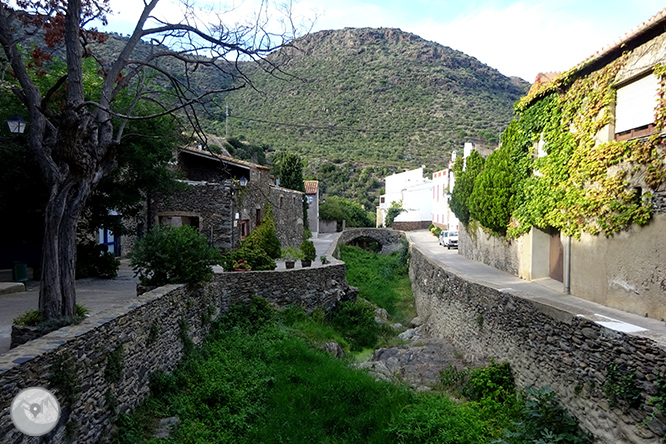 Pels dominis de Sant Pere de Rodes 1 