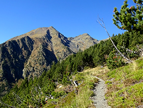 Pic de Comapedrosa (2.942m) des d´Arinsal