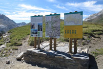 Panells explicatius al coll de Tentes.