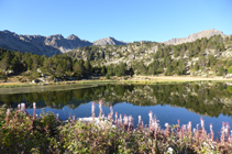 Estany Primer de Pessons i circ de Pessons.