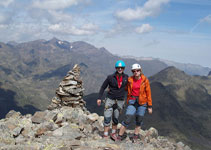 Pic de Cataperdís (2.806m) amb vistes direcció NO al massís de la Pica d´Estats.