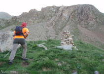 Les fites ens van marcant el camí.