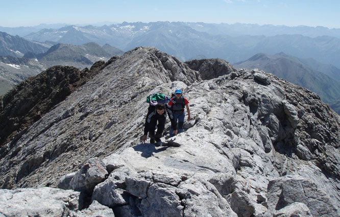 Ballibierna (3.067m) i Culebres (3.062m) per Llauset 1 