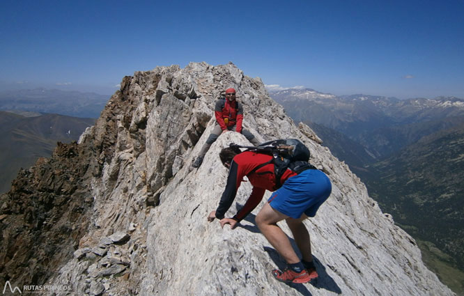 Ballibierna (3.067m) i Culebres (3.062m) per Llauset 1 