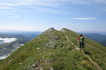 Caminant per la cresta fins a la cota S de l´Ori.