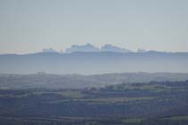 Vistes a Montserrat des d´un dels miradors del castell.