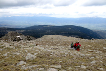 Baixant pel serrat de les Perdius Blanques.