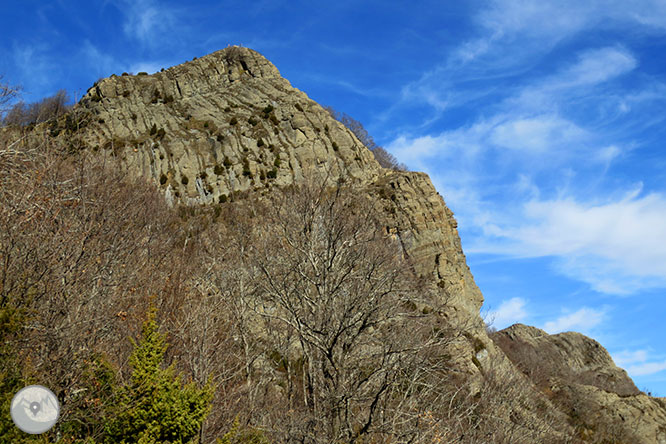 Puigsacalm (1.515m) i Puig dels Llops (1.486m) des de Joanetes 1 