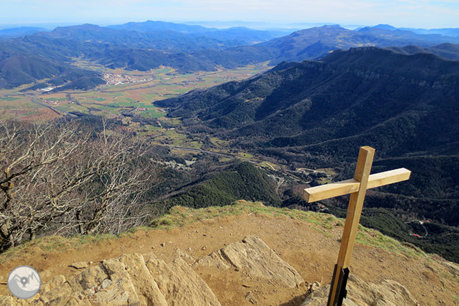 Puigsacalm (1.515m) i Puig dels Llops (1.486m) des de Joanetes 1 