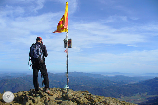 Puigsacalm (1.515m) i Puig dels Llops (1.486m) des de Joanetes 1 