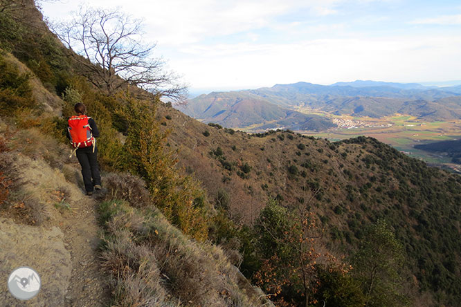 Puigsacalm (1.515m) i Puig dels Llops (1.486m) des de Joanetes 1 