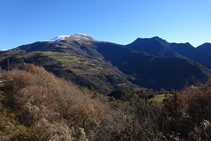 Vistes del Taga i la serra de Sant Amand.