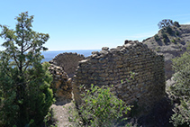 Restes de l´ermita de Sant Salvador del Corb.