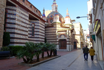 Entrada secundària a l´església de Sant Romà.