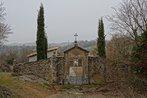 Cementiri de Pinell de Solsonès.