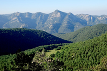 La serra de Picancel i la vall de Vilada.