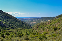 A mesura que anem guanyant altura, les vistes de la vall del Llobregat són més espectaculars.