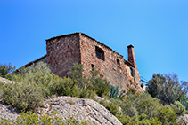 L’ermita de Sant Salvador, a tocar.