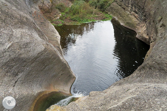 Molí de Brotons i salt de la Tosca a la vall de Marfà 1 