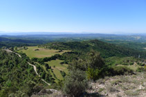 Vistes cap al S des del coll: Colltinyós.