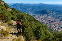 Camí amb vistes.