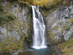 Saut deth Pish a la vall de Varradòs