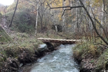 Pont sobre el barranc de Llagunes.