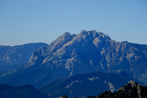 El Pedraforca (2.506m).