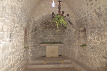 Interior de l´ermita de Sant Joan de l´Avellanet.