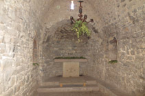 Interior de l´ermita de Sant Joan de l´Avellanet.