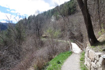 Tram de la Via del Nicolau entre Bagà i Guardiola de Berguedà, el camí és fàcil i agradable.