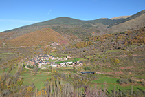 Llagunes i la vall de Siarb.